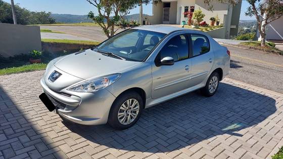 PEUGEOT 207 1.4 SEDAN ACTIVE 8V FLEX 4P MANUAL